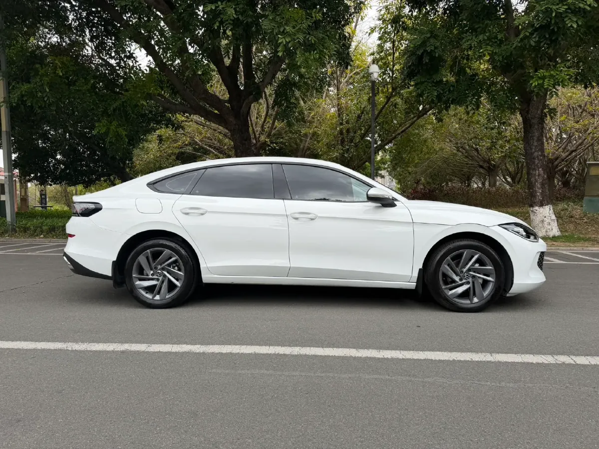 2024 Volkswagen Lamando 1.4T 150HP L4 7DCT,autocango,china used car exporter,china ev exporter,chinese used car exporter,chinese used ev exporter