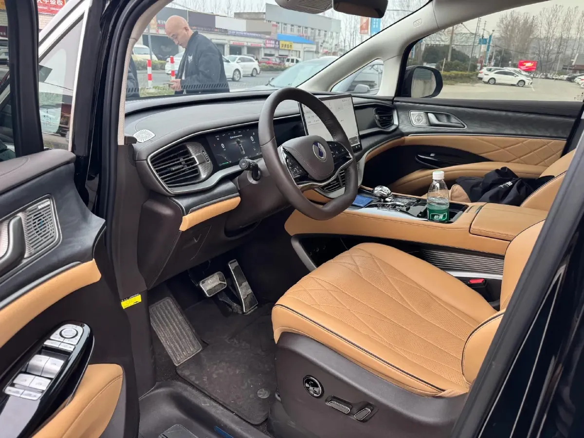 2024 Denza D9 1.5T 139HP L4 E-CVT PHEV 40KWH,autocango,china used car exporter,china ev exporter,chinese used car exporter,chinese used ev exporter