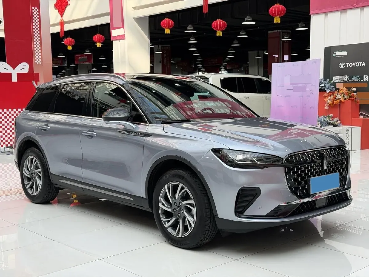 2024 Lincoln Corsair 2.0T 261HP L4 8AT,autocango,china used car exporter,china ev exporter,chinese used car exporter,chinese used ev exporter