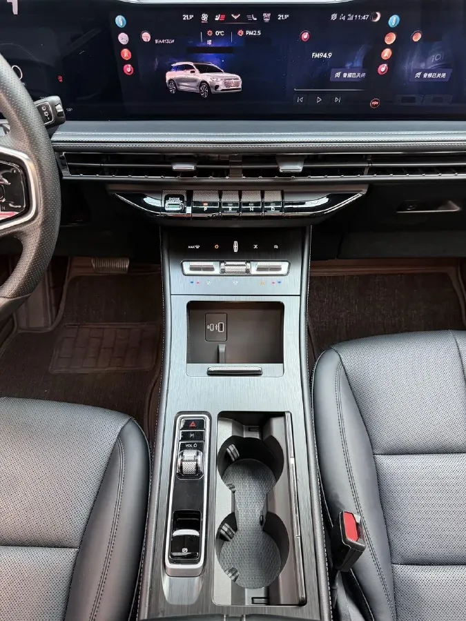 2024 Lincoln Corsair 2.0T 261HP L4 8AT,autocango,china used car exporter,china ev exporter,chinese used car exporter,chinese used ev exporter