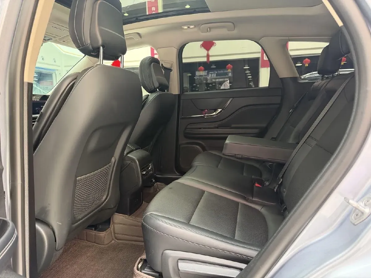 2024 Lincoln Corsair 2.0T 261HP L4 8AT,autocango,china used car exporter,china ev exporter,chinese used car exporter,chinese used ev exporter