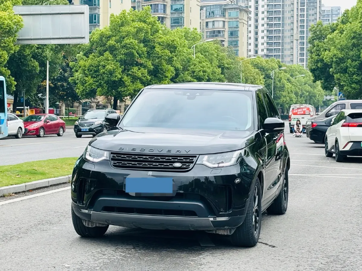 2017 Land Rover Discovery Sport 2.0T 241HP L4 9AT,autocango,china used car exporter,china ev exporter,chinese used car exporter,chinese used ev exporter