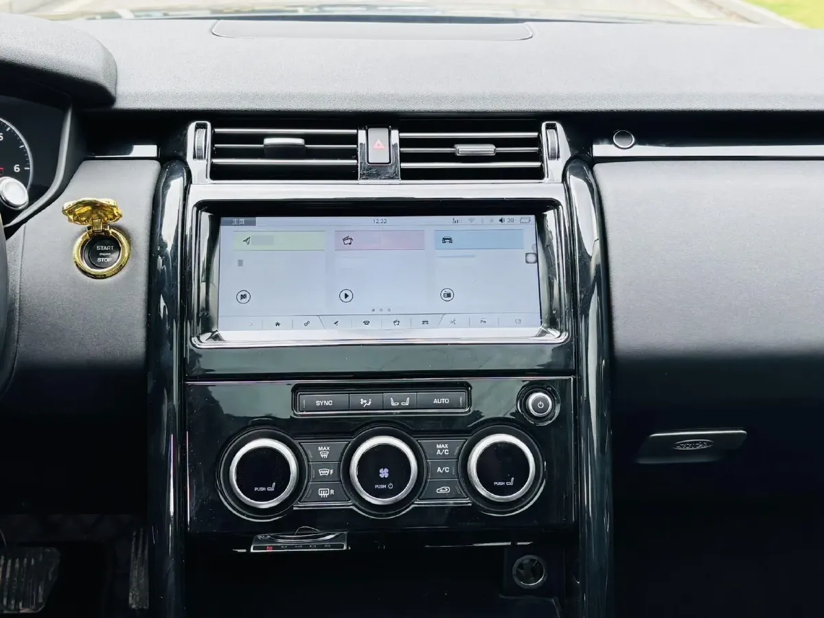 2017 Land Rover Discovery Sport 2.0T 241HP L4 9AT,autocango,china used car exporter,china ev exporter,chinese used car exporter,chinese used ev exporter