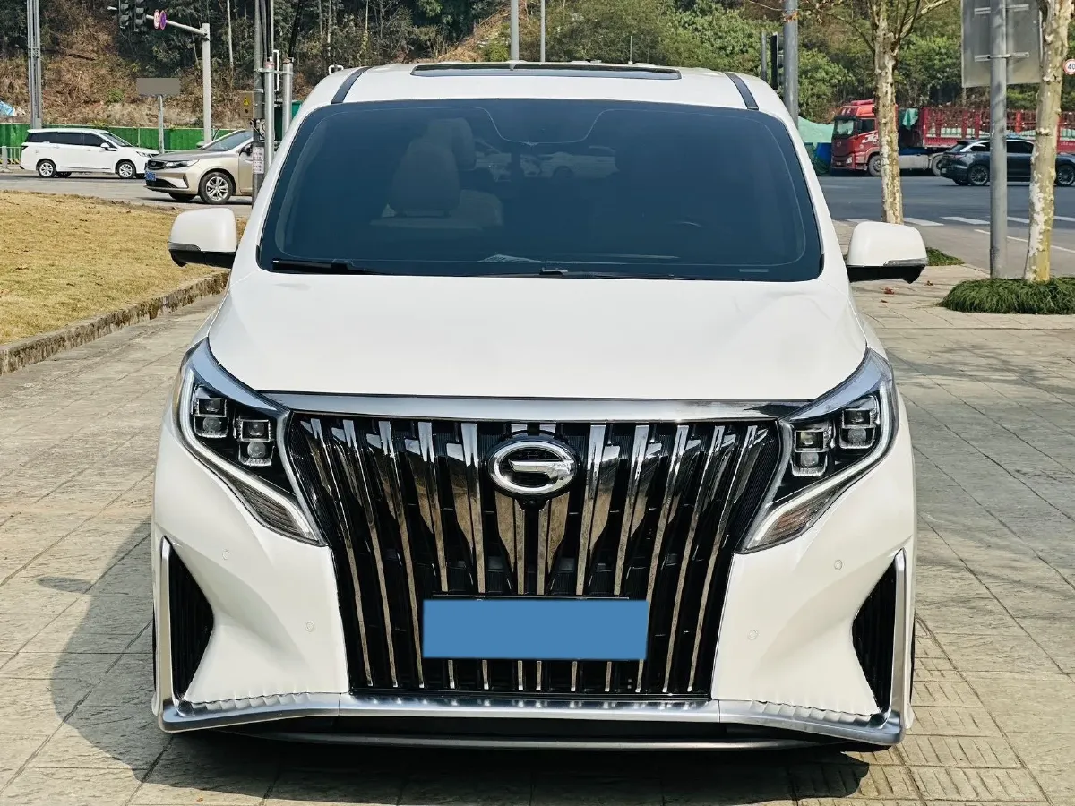 2021 GAC Trumpchi M8 2.0T 252HP L4 8AT,autocango,china used car exporter,china ev exporter,chinese used car exporter,chinese used ev exporter