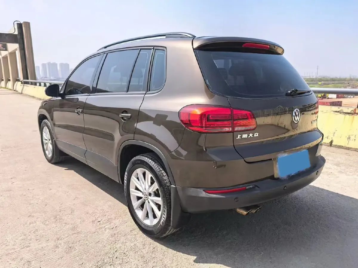 2015 Volkswagen Tiguan 1.8T 160HP L4 6AT,autocango,china used car exporter,china ev exporter,chinese used car exporter,chinese used ev exporter