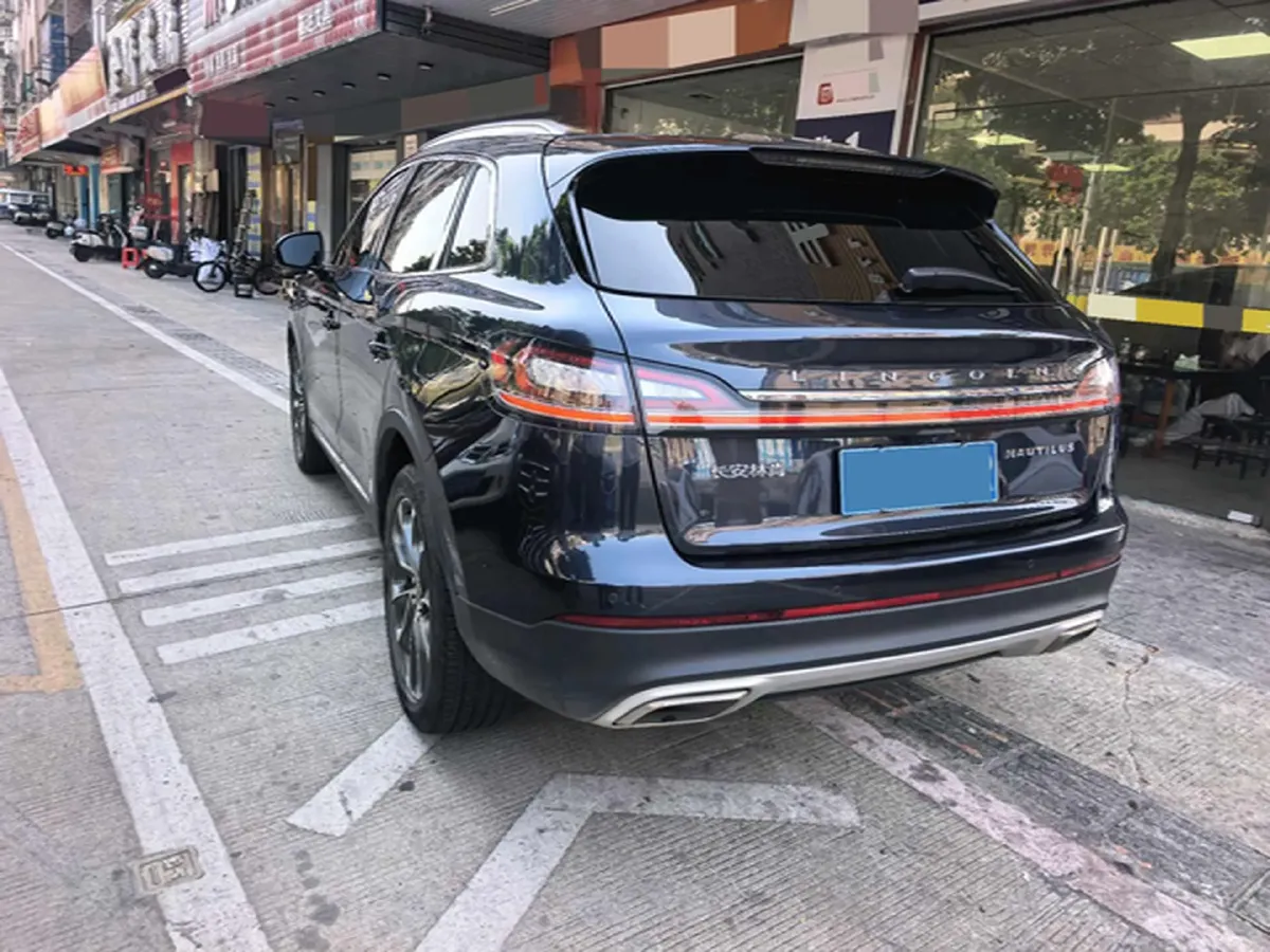 2021 Lincoln Nautilus 2.0T 245HP L4 8AT,autocango,china used car exporter,china ev exporter,chinese used car exporter,chinese used ev exporter