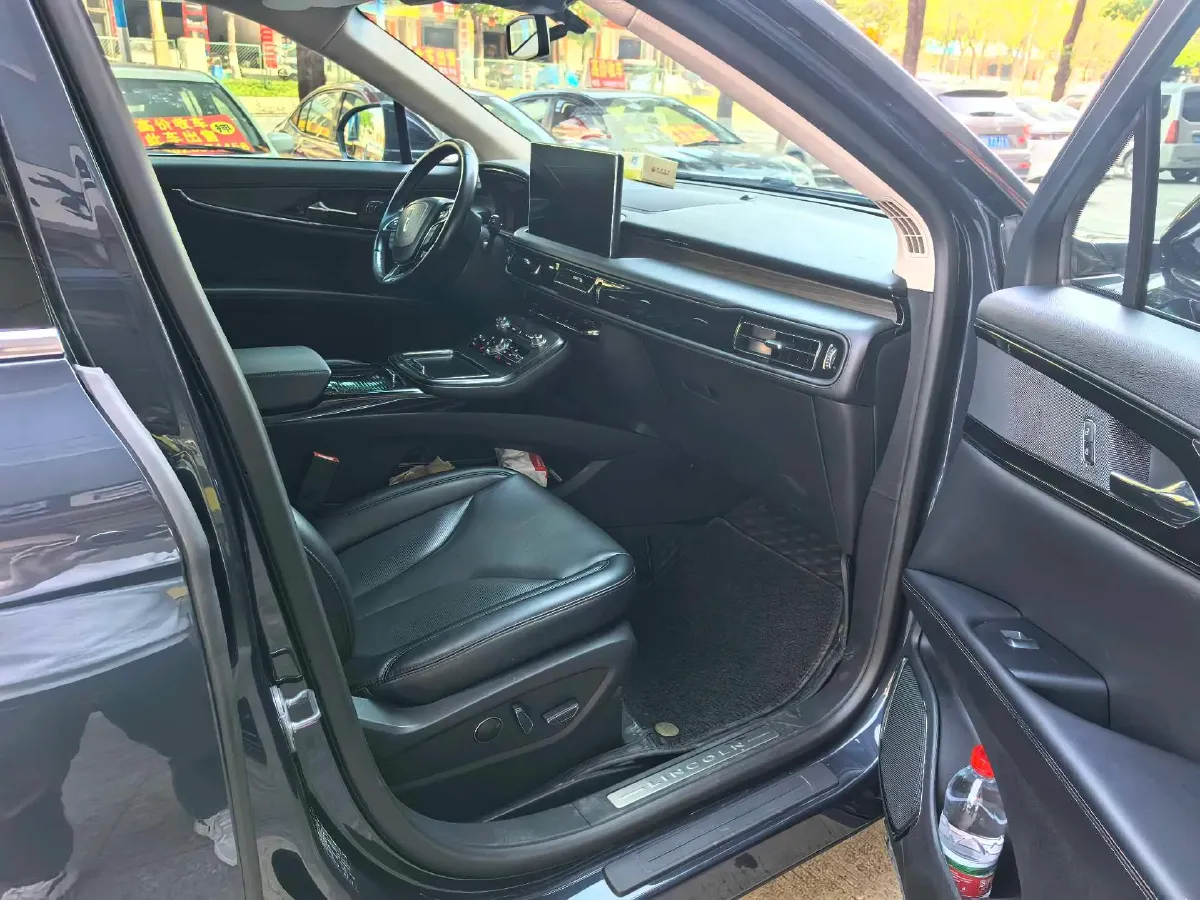 2021 Lincoln Nautilus 2.0T 245HP L4 8AT,autocango,china used car exporter,china ev exporter,chinese used car exporter,chinese used ev exporter