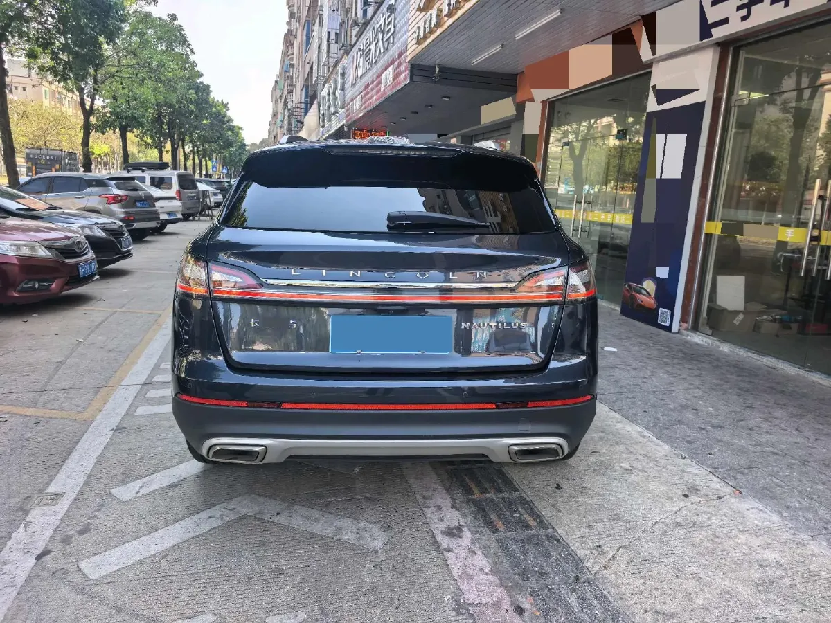 2021 Lincoln Nautilus 2.0T 245HP L4 8AT,autocango,china used car exporter,china ev exporter,chinese used car exporter,chinese used ev exporter