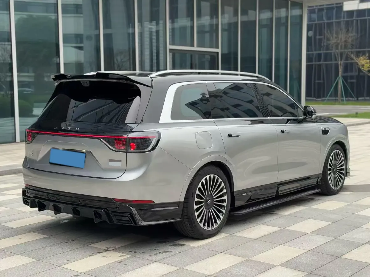 2025 AITO AITO M9 REEV 160HP REEV 52KWH,autocango,china used car exporter,china ev exporter,chinese used car exporter,chinese used ev exporter