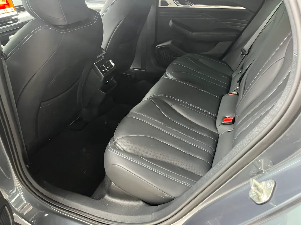 2025 Geely Preface 1.5T 181HP L4 7DCT,autocango,china used car exporter,china ev exporter,chinese used car exporter,chinese used ev exporter