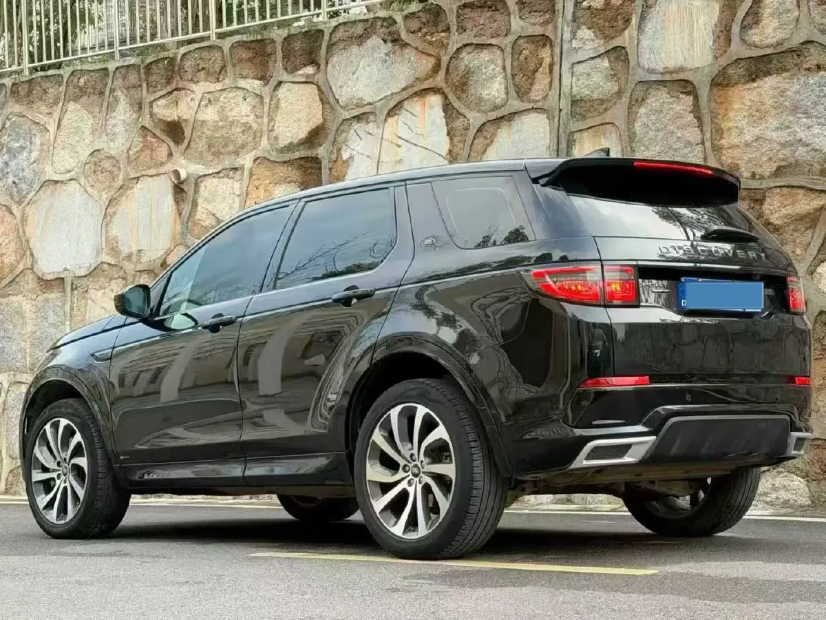 2020 Land Rover Discovery Sport 2.0T 249HP L4 9AT,autocango,china used car exporter,china ev exporter,chinese used car exporter,chinese used ev exporter