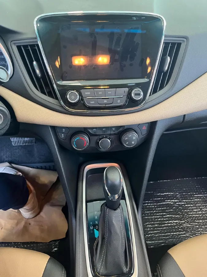 2023 Chevrolet Monza 1.5L 113HP L4 6DCT,autocango,china used car exporter,china ev exporter,chinese used car exporter,chinese used ev exporter