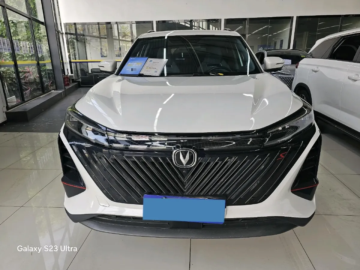 2022 ChangAn CS75 Plus 1.5T 178HP L4 6AT,autocango,china used car exporter,china ev exporter,chinese used car exporter,chinese used ev exporter