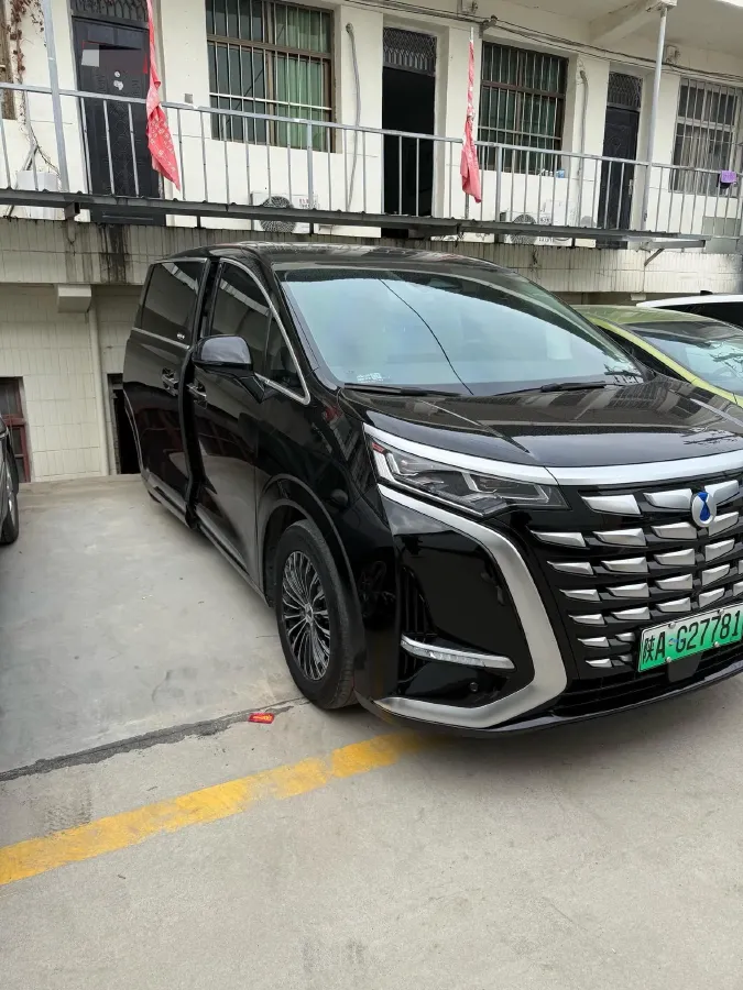 2024 Denza D9 1.5T 139HP L4 E-CVT PHEV 40KWH,autocango,china used car exporter,china ev exporter,chinese used car exporter,chinese used ev exporter