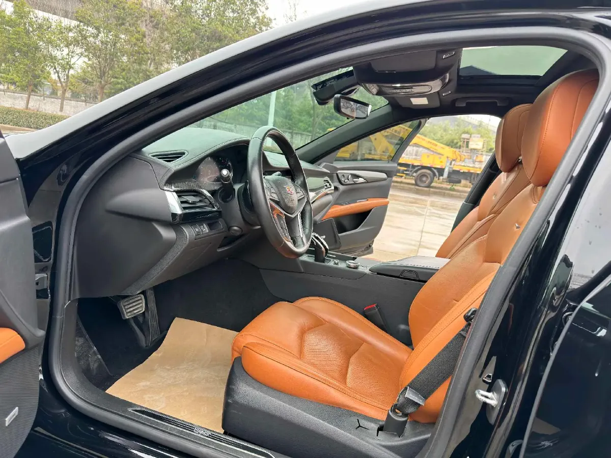 2020 Cadillac CT6 2.0T 241HP L4 10AT,autocango,china used car exporter,china ev exporter,chinese used car exporter,chinese used ev exporter