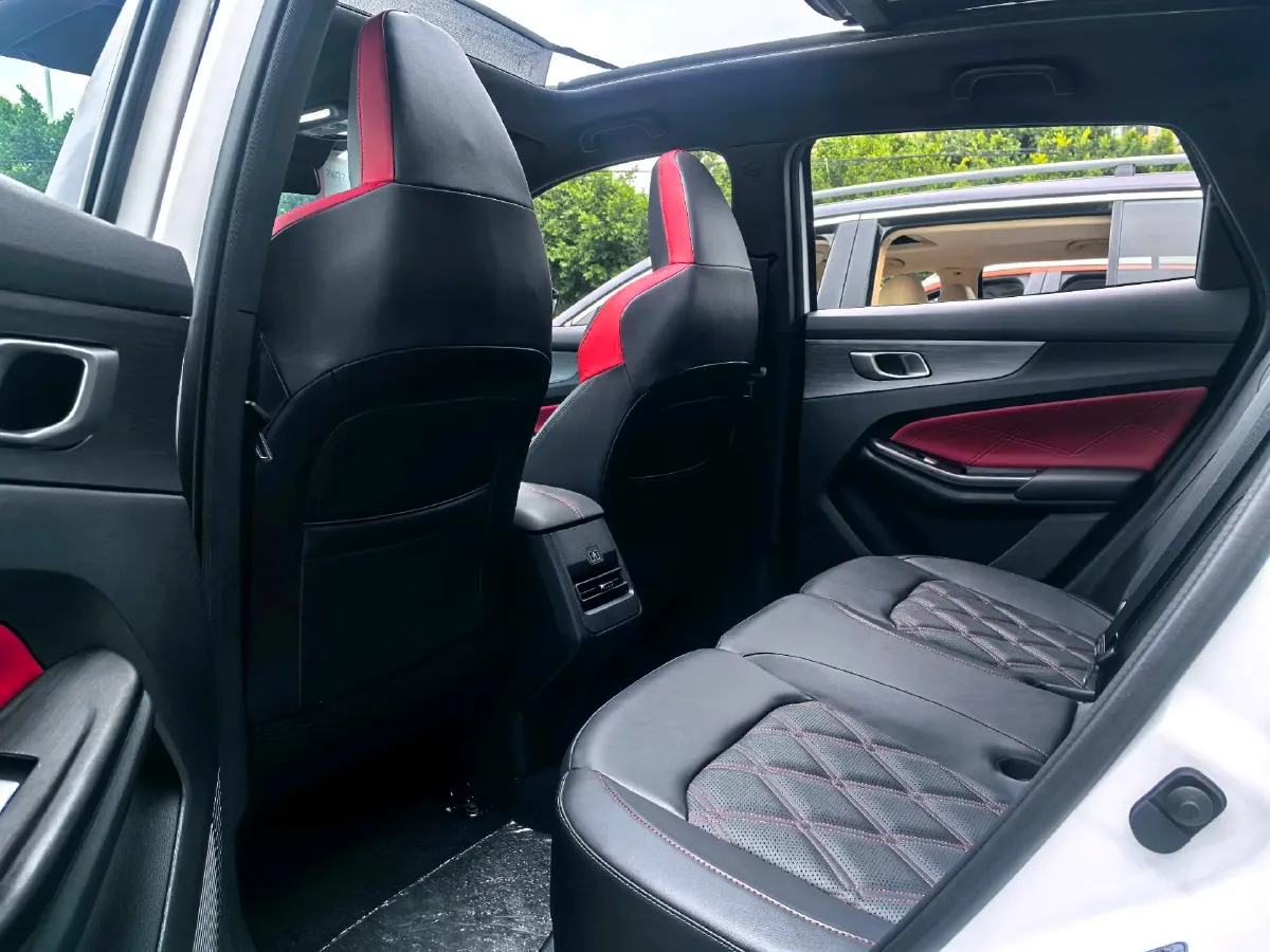 2024 ChangAn CS55 Plus 1.5T 188HP L4 7DCT,autocango,china used car exporter,china ev exporter,chinese used car exporter,chinese used ev exporter