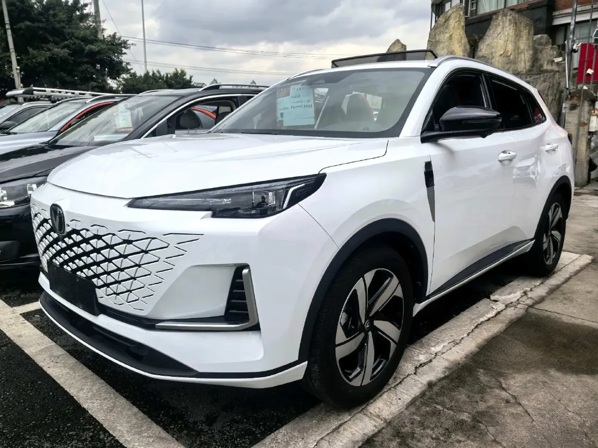 2024 ChangAn CS55 Plus 1.5T 188HP L4 7DCT,autocango,china used car exporter,china ev exporter,chinese used car exporter,chinese used ev exporter
