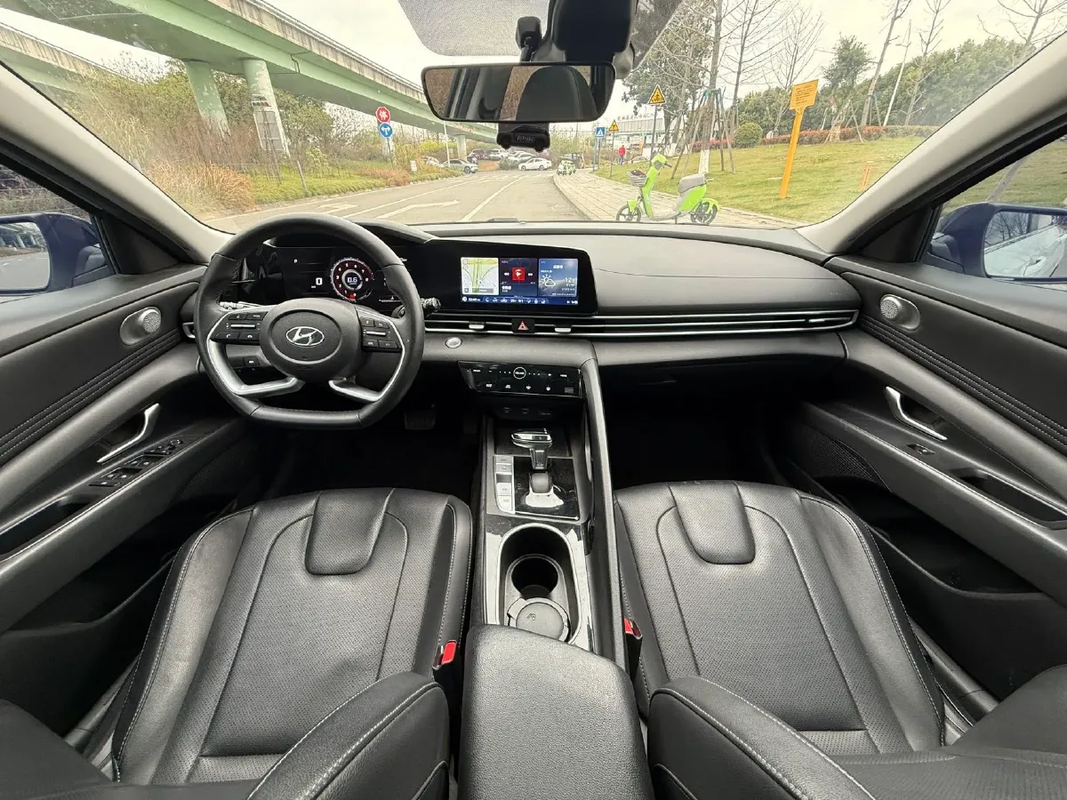 2021 Hyundai Elantra 1.5L 115HP L4 CVT,autocango,china used car exporter,china ev exporter,chinese used car exporter,chinese used ev exporter