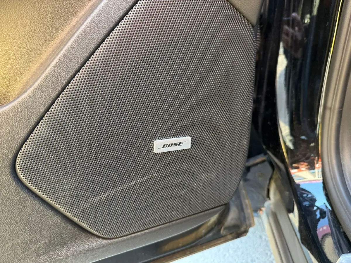 2022 Cadillac XT6 2.0T 237HP L4 9AT,autocango,china used car exporter,china ev exporter,chinese used car exporter,chinese used ev exporter