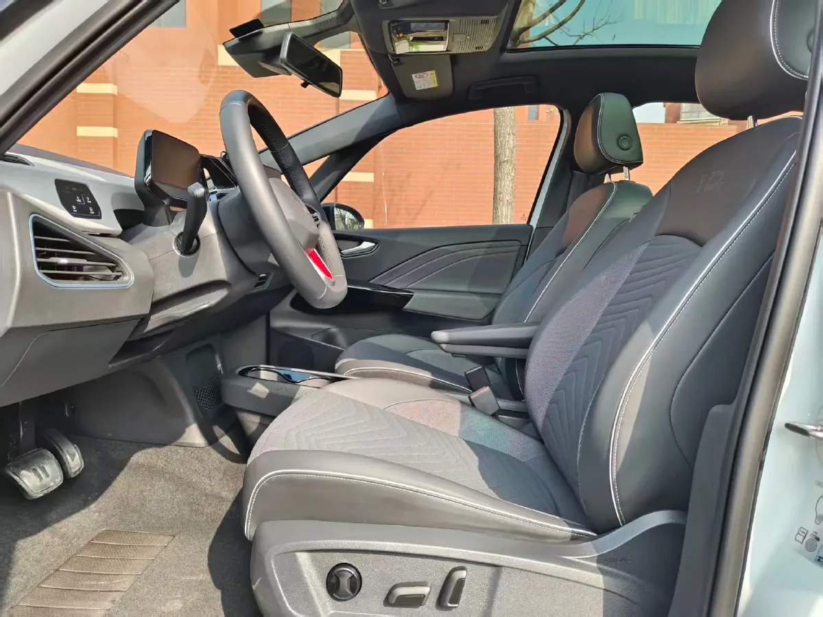 2023 Volkswagen ID.3 BEV 52.8KWH,autocango,china used car exporter,china ev exporter,chinese used car exporter,chinese used ev exporter