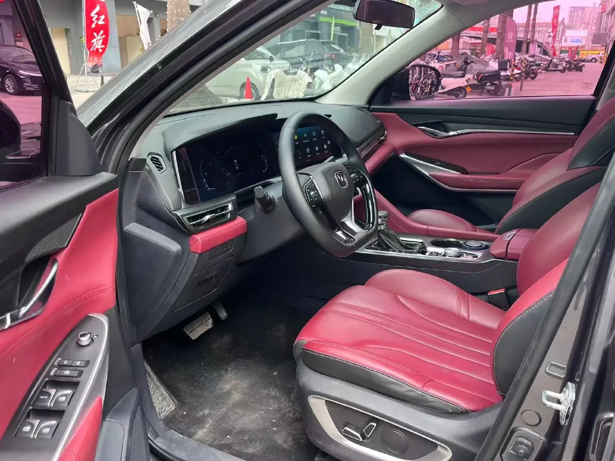 2020 ChangAn CS75 Plus 1.5T 178HP L4 6AT,autocango,china used car exporter,china ev exporter,chinese used car exporter,chinese used ev exporter