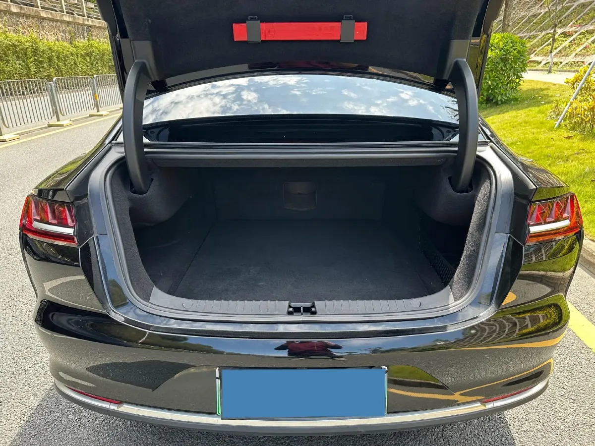 2020 WEY VV7 2.0T 227HP L4 7DCT PHEV,autocango,china used car exporter,china ev exporter,chinese used car exporter,chinese used ev exporter