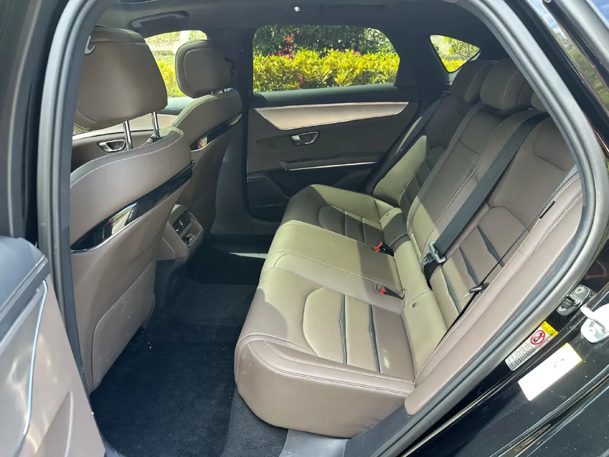 2020 WEY VV7 2.0T 227HP L4 7DCT PHEV,autocango,china used car exporter,china ev exporter,chinese used car exporter,chinese used ev exporter