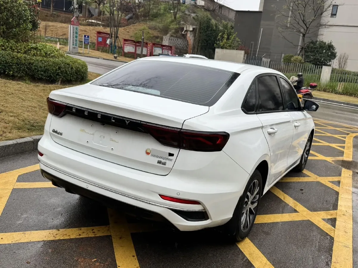 2022 Geely Emgrand 1.5L 114HP L4 CVT,autocango,china used car exporter,china ev exporter,chinese used car exporter,chinese used ev exporter