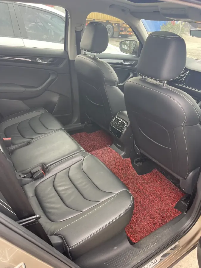 2018 Skoda Kodiak 2.0T 186HP L4 7DCT,autocango,china used car exporter,china ev exporter,chinese used car exporter,chinese used ev exporter