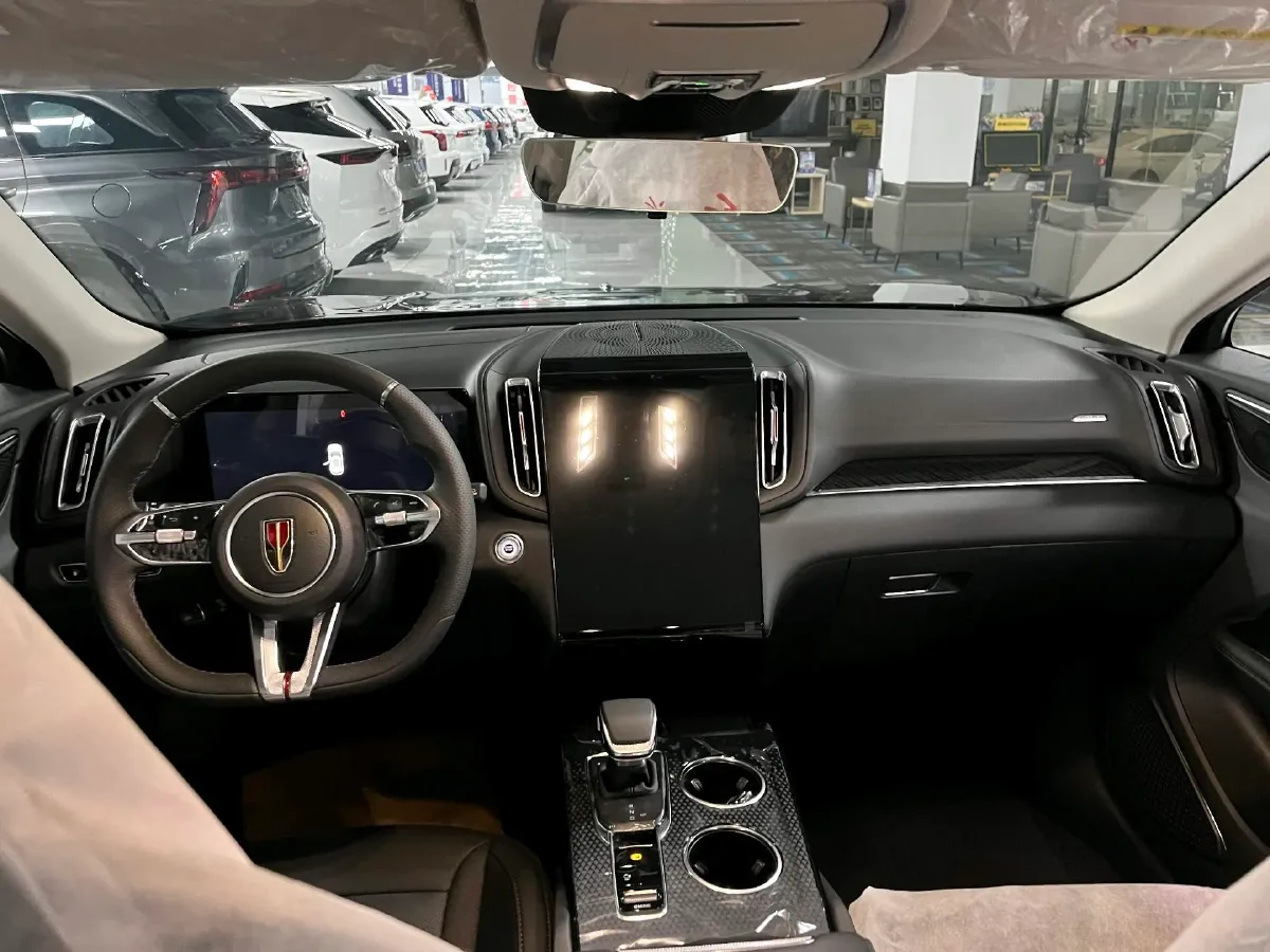 2024 HongQi HS3 1.5T 169HP L4 1DHT PHEV 18.4KWH,autocango,china used car exporter,china ev exporter,chinese used car exporter,chinese used ev exporter