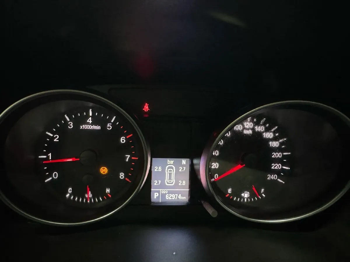 2019 Haval M6 1.5T 150HP L4 7DCT,autocango,china used car exporter,china ev exporter,chinese used car exporter,chinese used ev exporter