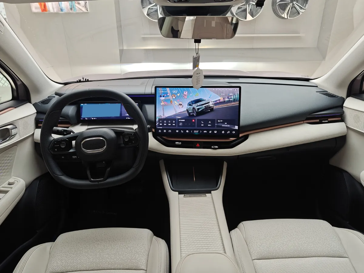 2025 LYNK&CO 06 1.5T 181HP L4 7DCT,autocango,china used car exporter,china ev exporter,chinese used car exporter,chinese used ev exporter