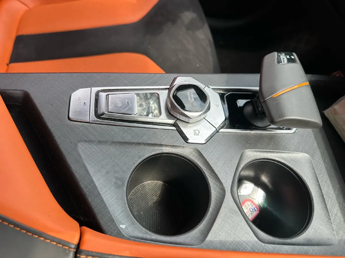 2023 ChangAn UNI-V 1.5T 188HP L4 7DCT,autocango,china used car exporter,china ev exporter,chinese used car exporter,chinese used ev exporter