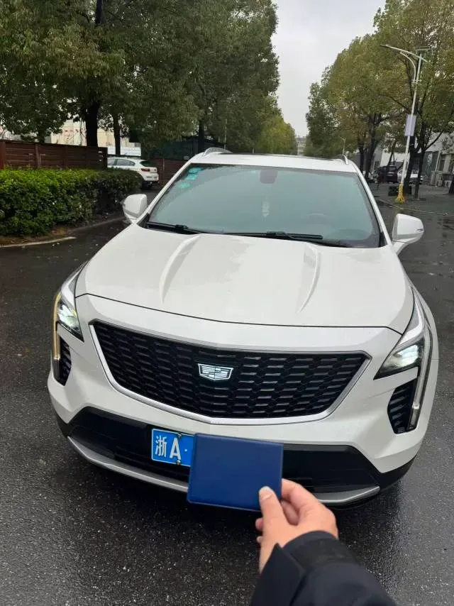 2020 Cadillac XT4 2.0T 237HP L4 9AT,autocango,china used car exporter,china ev exporter,chinese used car exporter,chinese used ev exporter