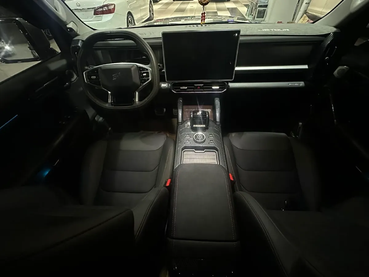 2023 Jetour Traveller 2.0T 254HP L4 7DCT,autocango,china used car exporter,china ev exporter,chinese used car exporter,chinese used ev exporter