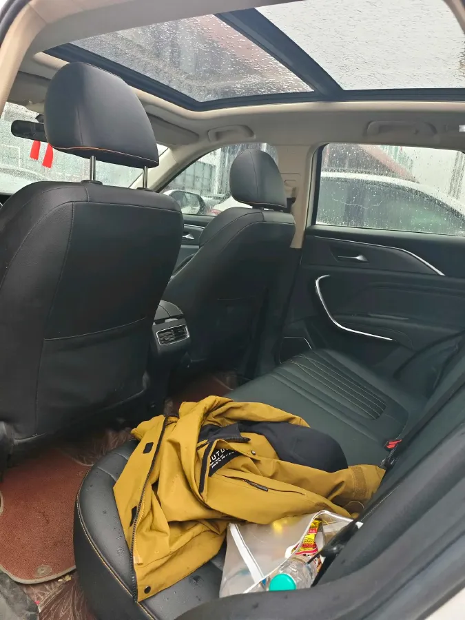 2021 Bestune T77 1.5T 169HP L4 7DCT,autocango,china used car exporter,china ev exporter,chinese used car exporter,chinese used ev exporter