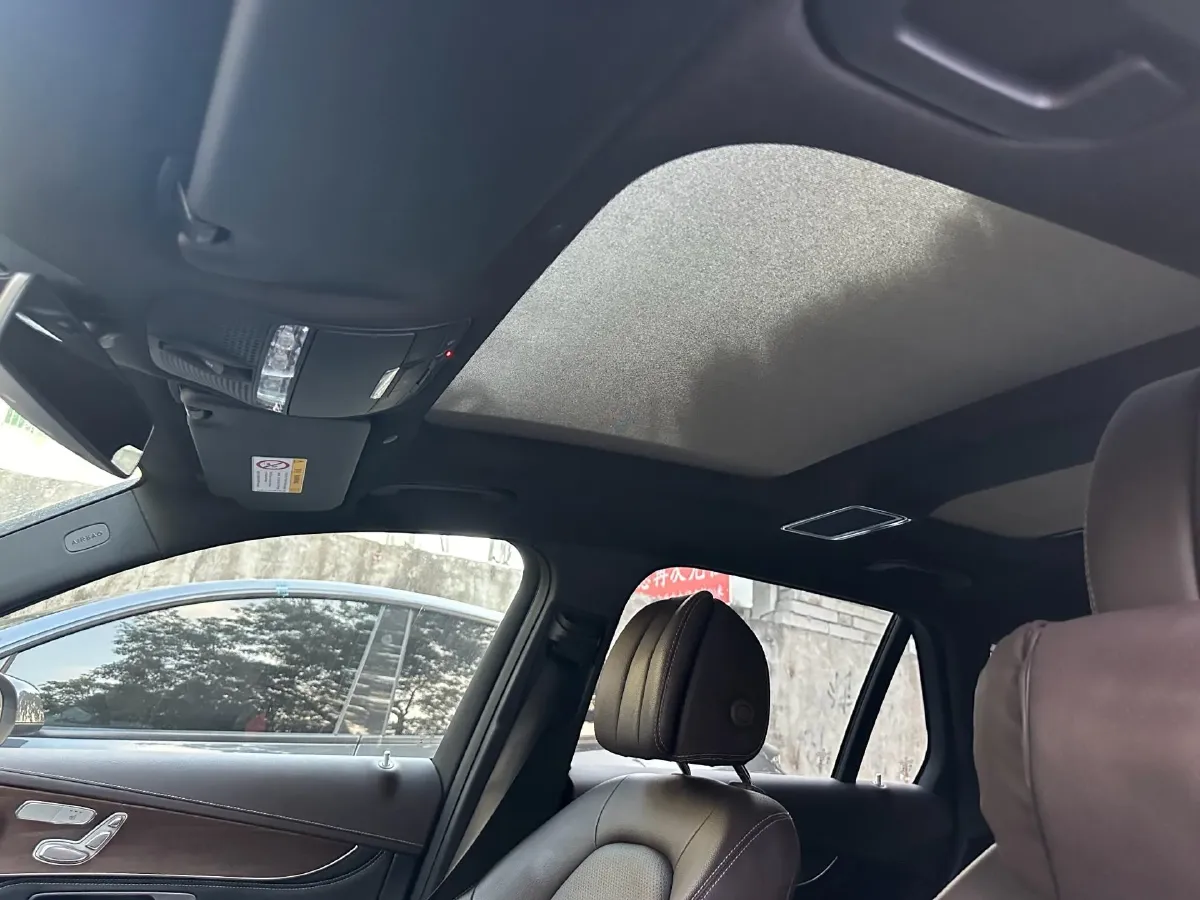 2020 Mercedes-Benz GLC Class 2.0T 197HP L4 9AT,autocango,china used car exporter,china ev exporter,chinese used car exporter,chinese used ev exporter