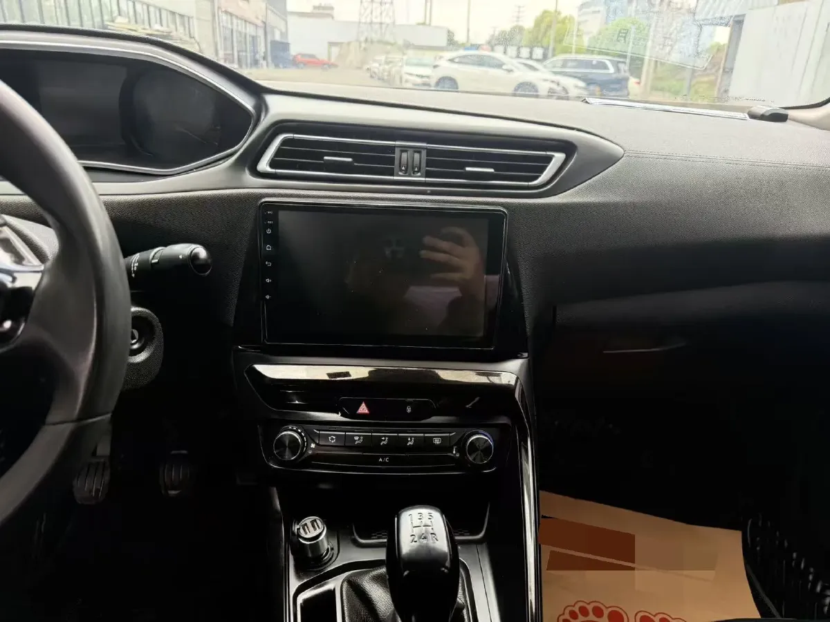 2019 Peugeot 308 1.6L 117HP L4 5MT,autocango,china used car exporter,china ev exporter,chinese used car exporter,chinese used ev exporter