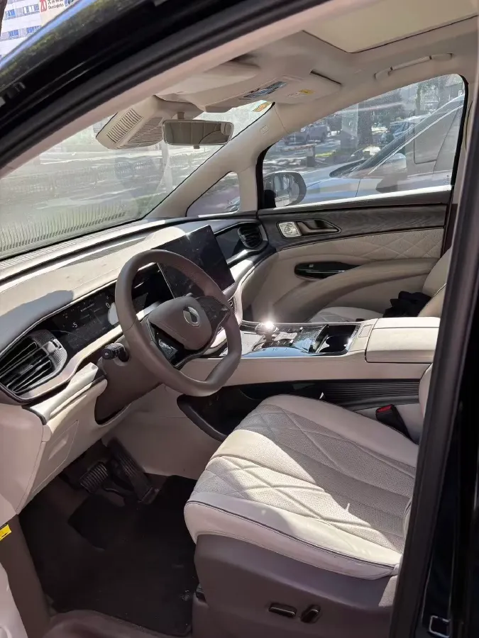 2022 BMW X2 2.0T 192HP L4 8AT,autocango,china used car exporter,china ev exporter,chinese used car exporter,chinese used ev exporter