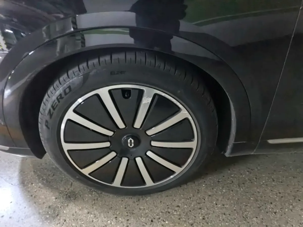 2024 AITO AITO M9 1.5T 152HP L4 REEV 42KWH,autocango,china used car exporter,china ev exporter,chinese used car exporter,chinese used ev exporter