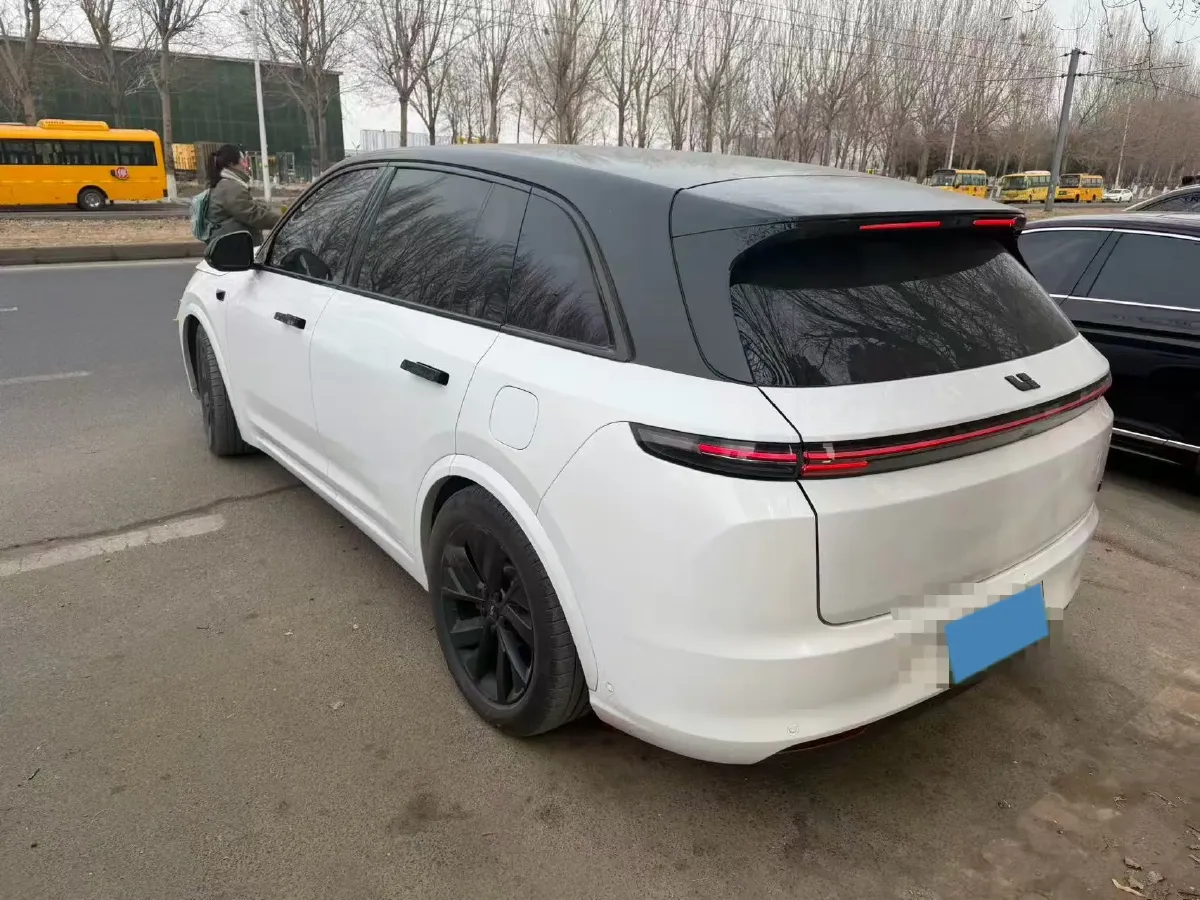 2023 Li L7 Range Extended 154HP REEV 40.9KWH,autocango,china used car exporter,china ev exporter,chinese used car exporter,chinese used ev exporter