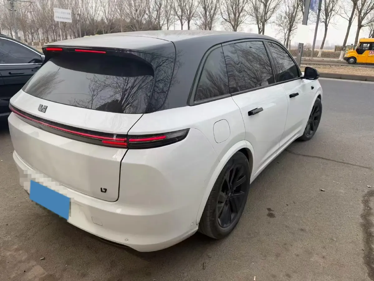 2023 Li L7 Range Extended 154HP REEV 40.9KWH,autocango,china used car exporter,china ev exporter,chinese used car exporter,chinese used ev exporter