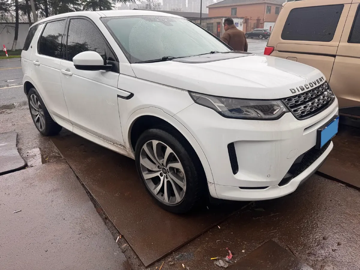 2020 Land Rover Discovery Sport 2.0T 249HP L4 9AT,autocango,china used car exporter,china ev exporter,chinese used car exporter,chinese used ev exporter