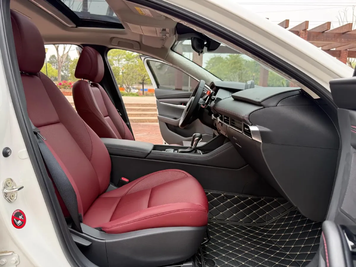 2023 Mazda 3 Axela 2.0L 158HP L4 6AT,autocango,china used car exporter,china ev exporter,chinese used car exporter,chinese used ev exporter