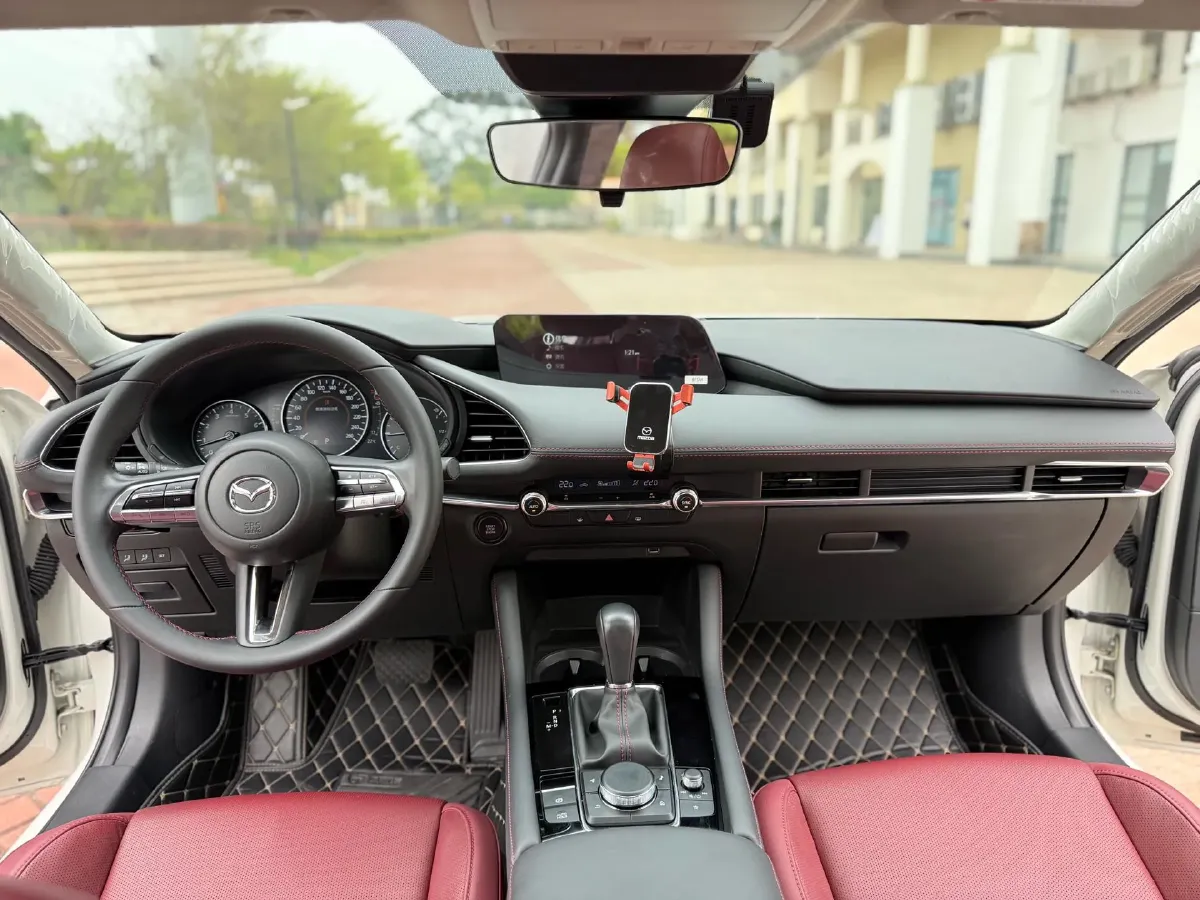 2023 Mazda 3 Axela 2.0L 158HP L4 6AT,autocango,china used car exporter,china ev exporter,chinese used car exporter,chinese used ev exporter