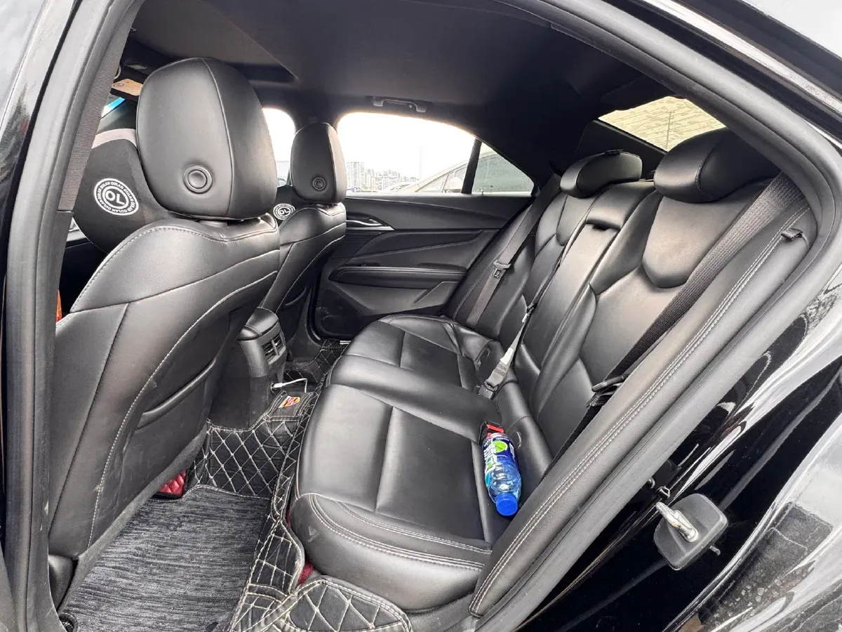 2021 Cadillac CT4 2.0T 237HP L4 8AT,autocango,china used car exporter,china ev exporter,chinese used car exporter,chinese used ev exporter