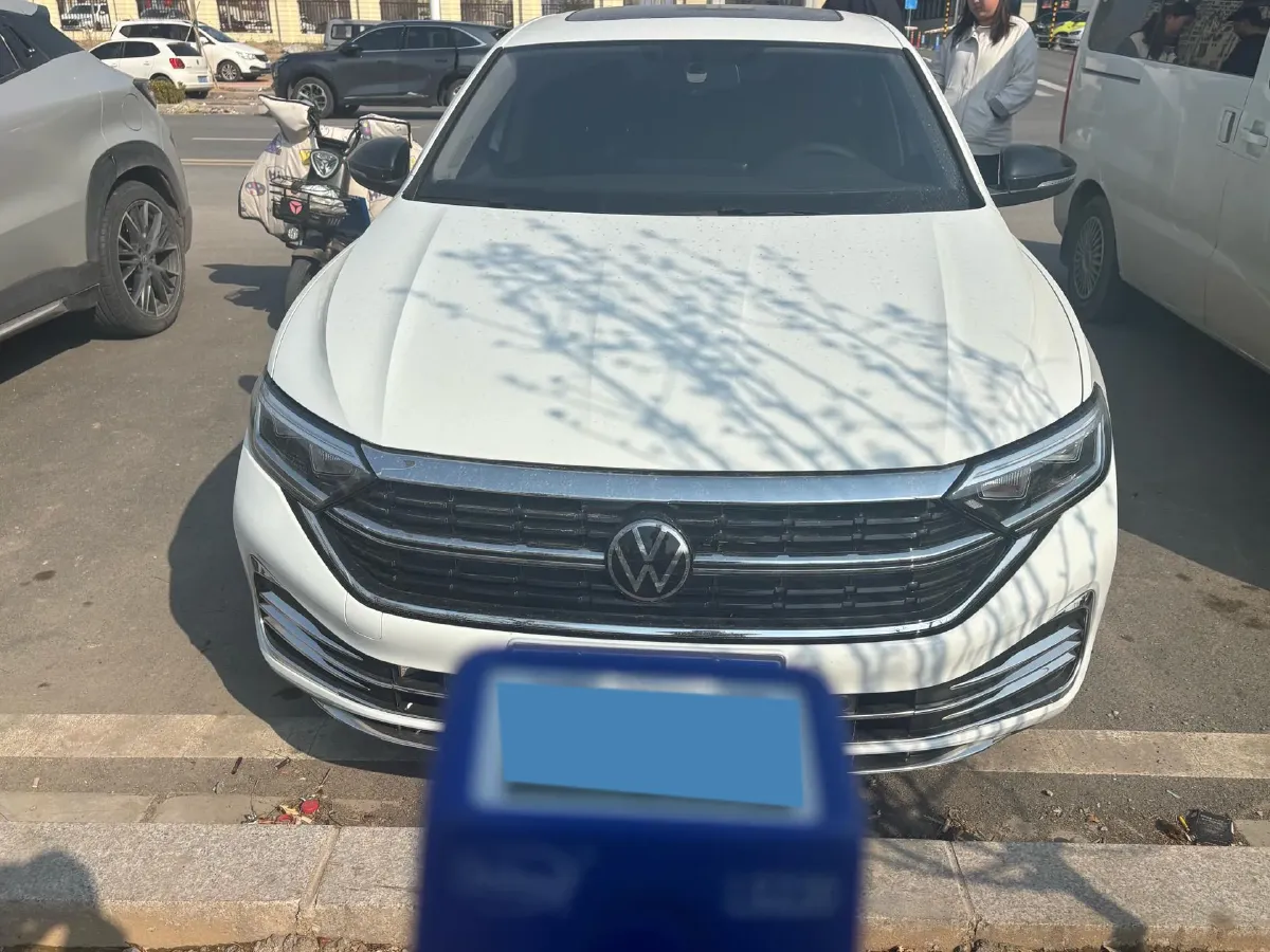 2025 Volkswagen Sagitar 1.5T 160HP L4 7DCT,autocango,china used car exporter,china ev exporter,chinese used car exporter,chinese used ev exporter