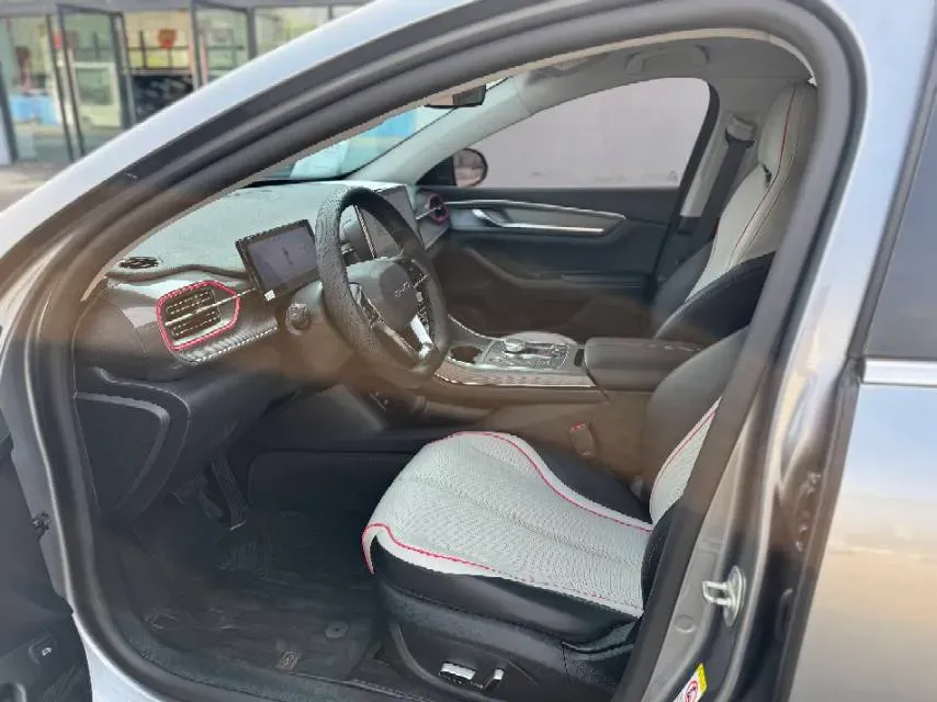 2022 Roewe RX5 MAX 1.5T 181HP L4 6AT,autocango,china used car exporter,china ev exporter,chinese used car exporter,chinese used ev exporter