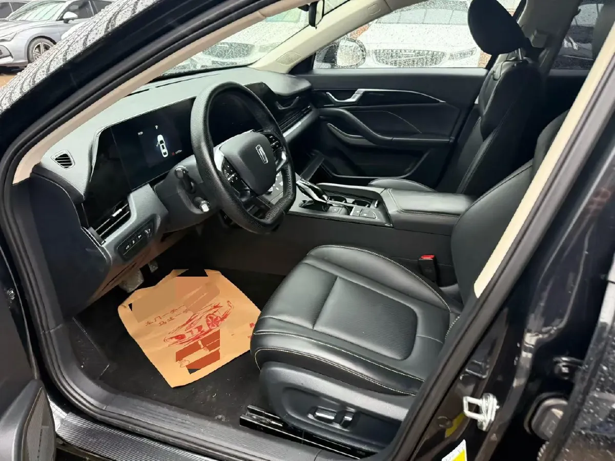 2021 Bestune B70 1.5T 169HP L4 7DCT,autocango,china used car exporter,china ev exporter,chinese used car exporter,chinese used ev exporter