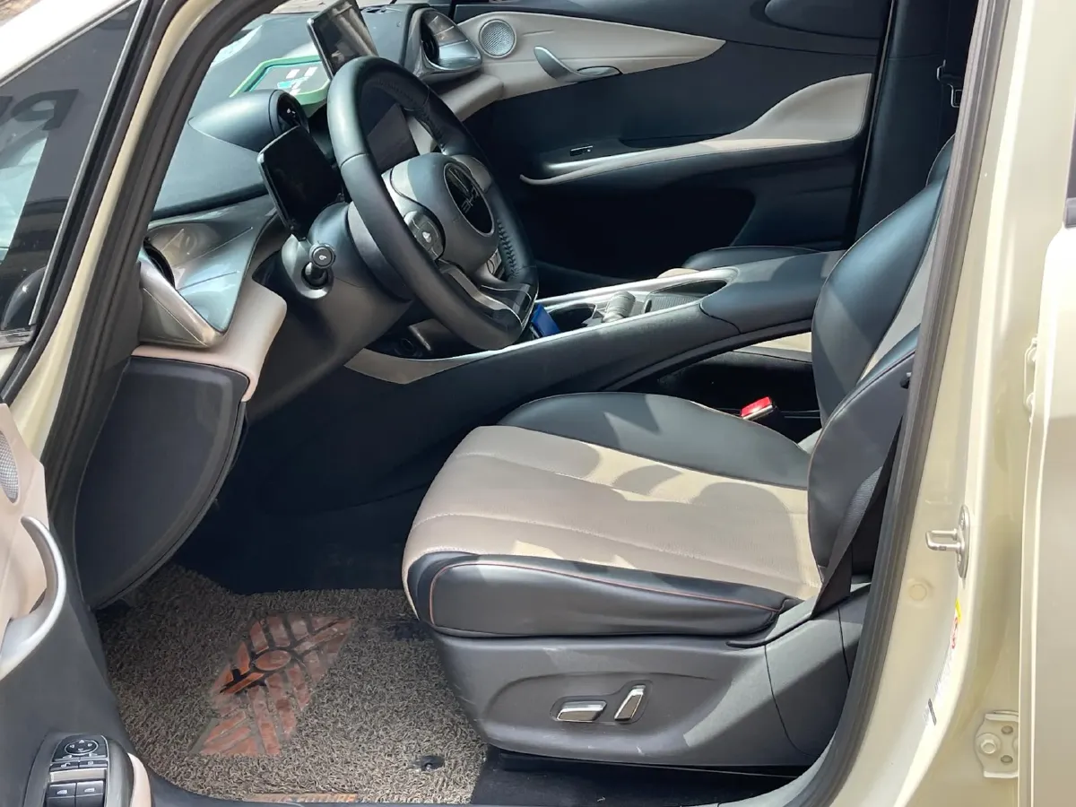 2023 BYD Dolphin BEV 44.928KWH,autocango,china used car exporter,china ev exporter,chinese used car exporter,chinese used ev exporter